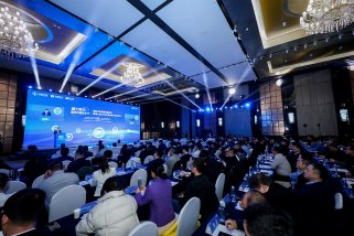 膜力驅(qū)動(dòng)·智創(chuàng)價(jià)值新生態(tài) | 膜技術(shù)高質(zhì)量發(fā)展論壇暨碧水源2025年度創(chuàng)新產(chǎn)品發(fā)布會(huì)圓滿(mǎn)落幕